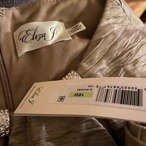 Eliza J Dress, new with tag